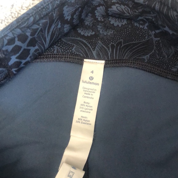 Navy Lululemon Leggings (Size 4) - Picture 6 of 7
